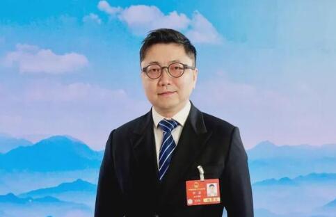 单季净利暴增367%后，极米科技为何急赴港股？